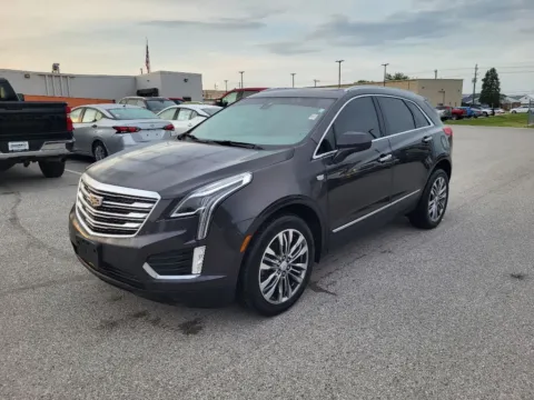 Gray 2018 Cadillac XT5 Premium Luxury FWD for sale in Terre Haute, IN