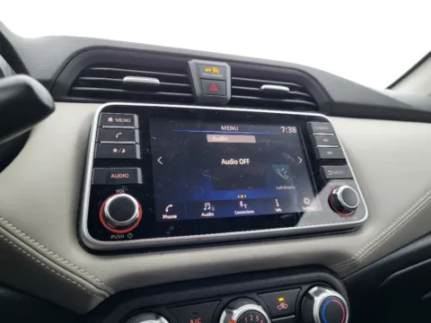 More photos of 2020 Nissan Versa SV at Dorsett Mitsubishi, IN