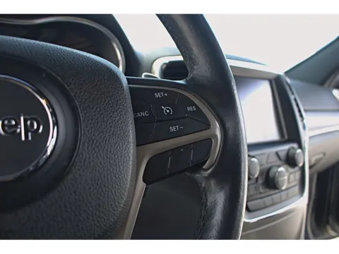 More photos of 2015 Jeep Grand Cherokee Limited at Dorsett Mitsubishi, IN