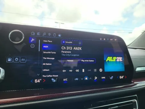 More photos of 2024 Chevrolet Traverse AWD Z71 at Dorsett Mitsubishi, IN
