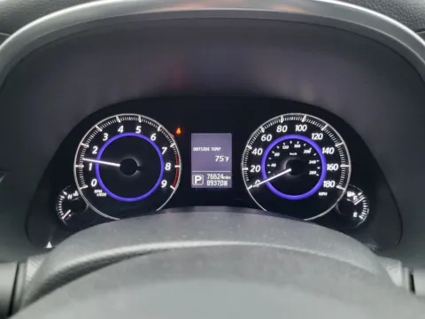 More photos of 2016 INFINITI QX70 Base (A7) at Dorsett Mitsubishi, IN