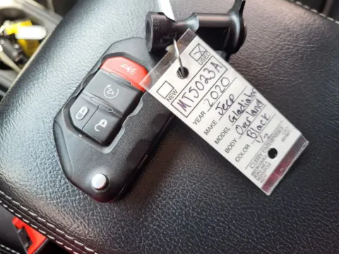 Photos of 2020 Jeep Gladiator Overland for sale in Terre Haute, IN at Dorsett Mitsubishi