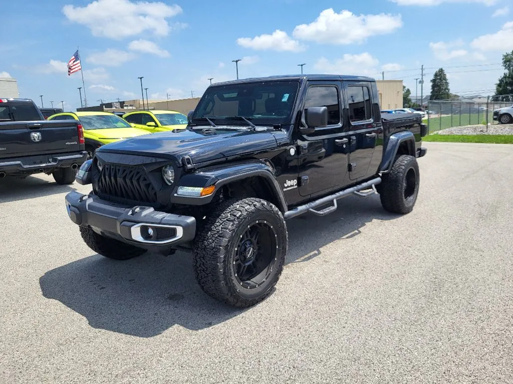 Black 2020 Jeep Gladiator Overland for sale in Terre Haute, IN