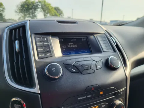 More photos of 2015 Ford Edge SEL at Dorsett Mitsubishi, IN