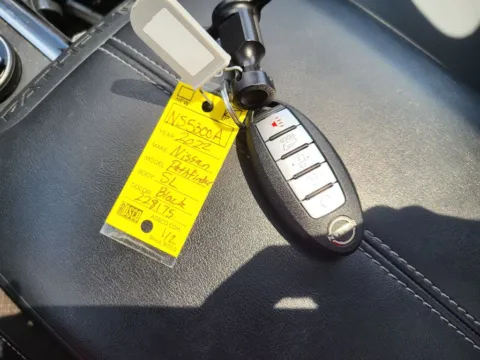 Photos of 2022 Nissan Pathfinder SL for sale in Terre Haute, IN at Dorsett Mitsubishi