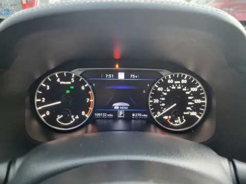 More photos of 2019 Nissan Altima 2.5 Platinum at Dorsett Mitsubishi, IN