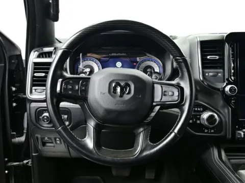 More photos of 2022 Ram 1500 Limited at Dorsett Mitsubishi, IN