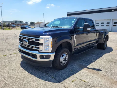 Blue 2024 Ford F-350 Super Duty XLT for sale in Terre Haute, IN