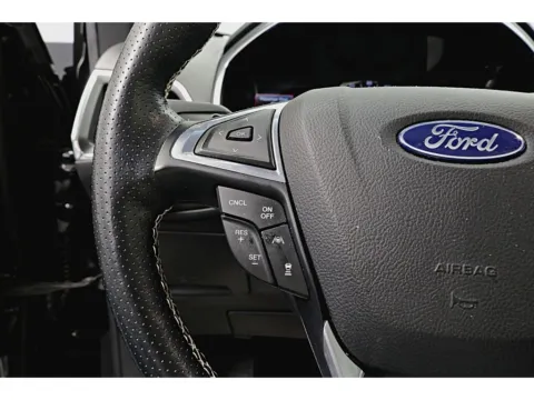 More photos of 2020 Ford Edge ST at Dorsett Mitsubishi, IN