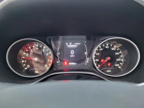 More photos of 2021 Jeep Compass Altitude at Dorsett Mitsubishi, IN