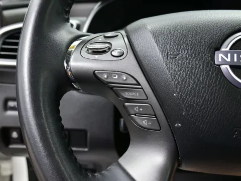 More photos of 2023 Nissan Murano Platinum at Dorsett Mitsubishi, IN
