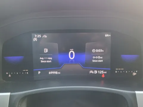 More photos of 2022 Volkswagen Atlas 2.0T SE at Dorsett Mitsubishi, IN