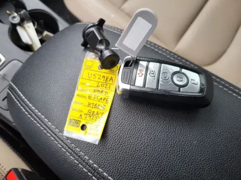Photos of 2021 Ford Escape Hybrid SEL Hybrid for sale in Terre Haute, IN at Dorsett Mitsubishi