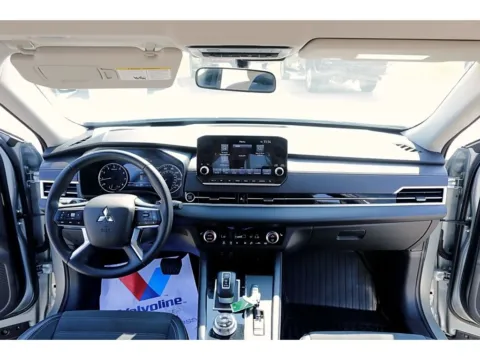 Photos of 2024 Mitsubishi Outlander SE for sale in Terre Haute, IN at Dorsett Mitsubishi