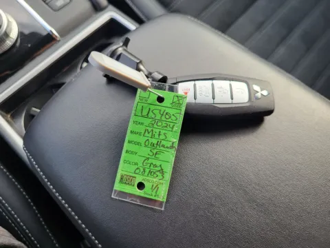 Photos of 2024 Mitsubishi Outlander SE Black Edition w/Pano Roof for sale in Terre Haute, IN at Dorsett Mitsubishi