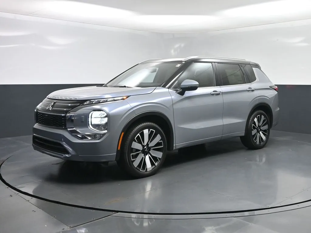 2025 Mitsubishi Outlander SEL Premium for sale in Terre Haute, IN