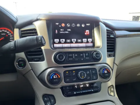 More photos of 2016 GMC Yukon 1500 Denali at Dorsett Mitsubishi, IN