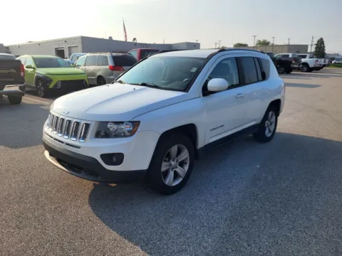 White 2017 Jeep Compass Latitude for sale in Terre Haute, IN