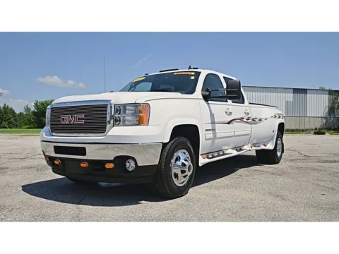 White 2011 GMC Sierra 3500 DRW SLT for sale in Terre Haute, IN