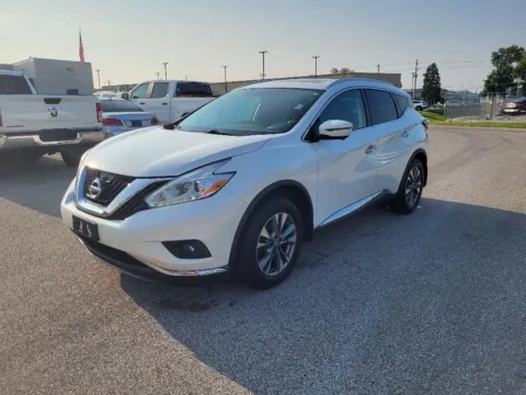 White 2017 Nissan Murano SL for sale in Terre Haute, IN