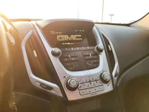 More photos of 2017 GMC Terrain SLT at Dorsett Mitsubishi, IN