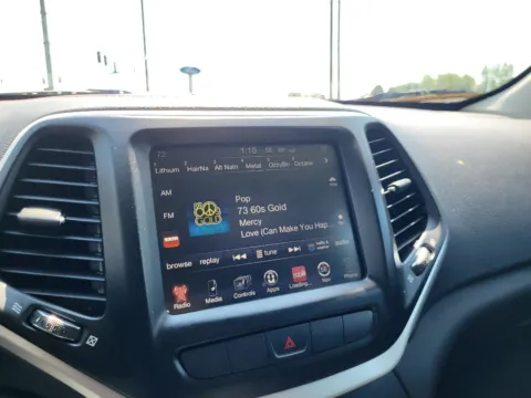 More photos of 2014 Jeep Cherokee Trailhawk at Dorsett Mitsubishi, IN