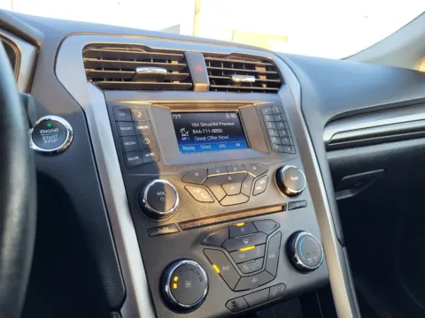 More photos of 2017 Ford Fusion SE at Dorsett Mitsubishi, IN