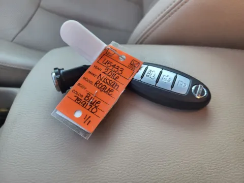 Photos of 2016 Nissan Rogue SL for sale in Terre Haute, IN at Dorsett Mitsubishi