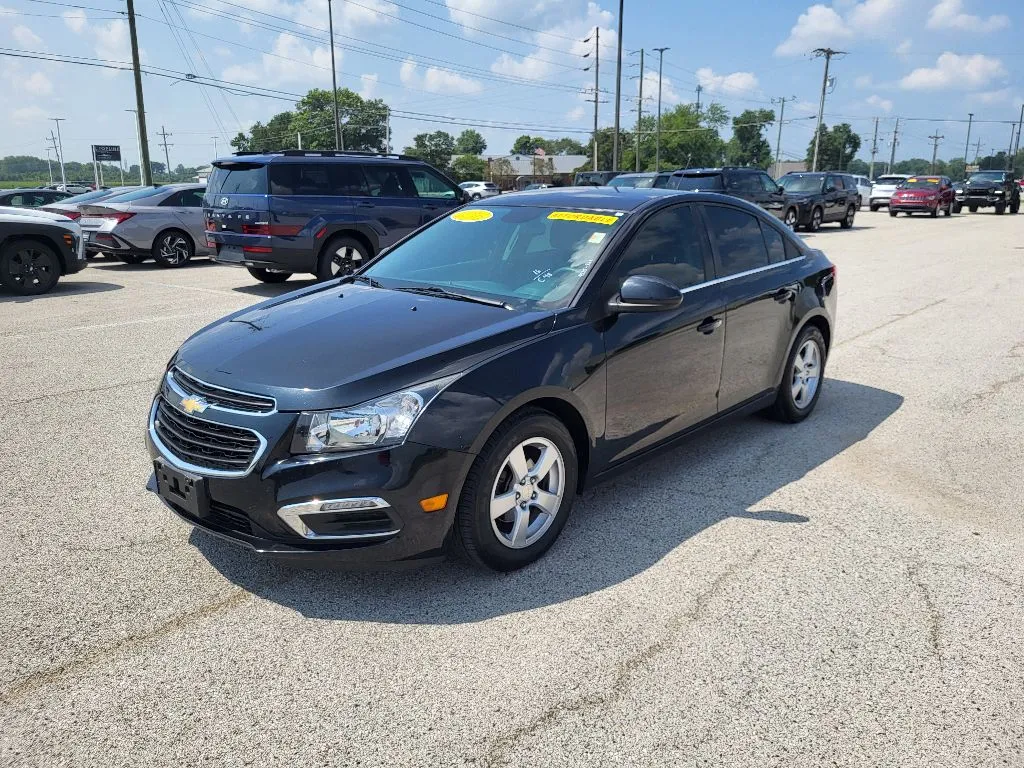 Black 2016 Chevrolet Cruze Limited LT for sale in Terre Haute, IN
