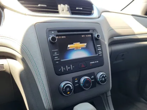 More photos of 2013 Chevrolet Traverse LS at Dorsett Mitsubishi, IN