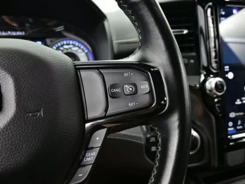 More photos of 2022 Ram 1500 Limited at Dorsett Mitsubishi, IN