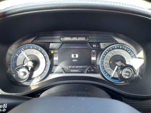 More photos of 2022 Ram 1500 Limited at Dorsett Mitsubishi, IN