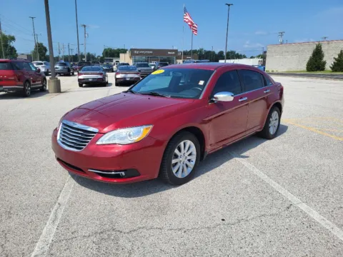 Red 2014 Chrysler 200 Limited for sale in Terre Haute, IN