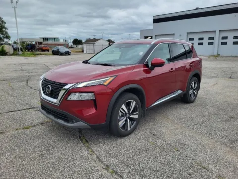 Red 2021 Nissan Rogue SL for sale in Terre Haute, IN