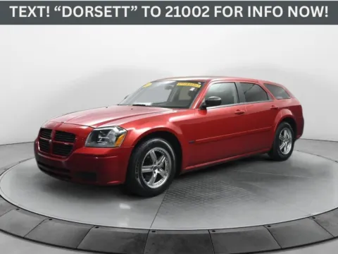 Red 2005 Dodge Magnum SE for sale in Terre Haute, IN