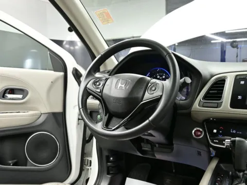More photos of 2018 Honda HR-V EX-L Navi at Dorsett Mitsubishi, IN