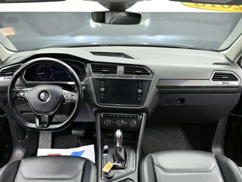 Photos of 2018 Volkswagen Tiguan SEL Premium for sale in Terre Haute, IN at Dorsett Mitsubishi