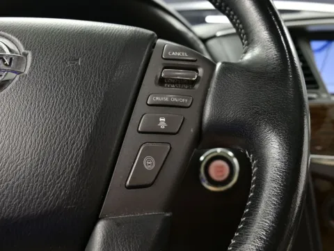 More photos of 2019 Nissan Armada SL at Dorsett Mitsubishi, IN