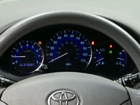 More photos of 2007 Toyota Sienna LE at Dorsett Mitsubishi, IN