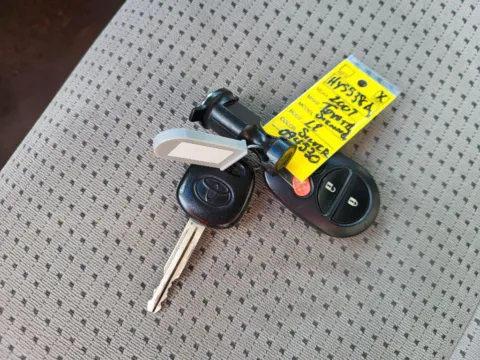 Photos of 2007 Toyota Sienna LE for sale in Terre Haute, IN at Dorsett Mitsubishi