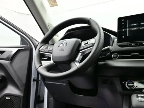 More photos of 2025 Mitsubishi Outlander Trail Edition at Dorsett Mitsubishi, IN