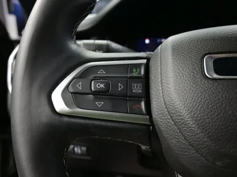 More photos of 2022 Jeep Compass High Altitude at Dorsett Mitsubishi, IN