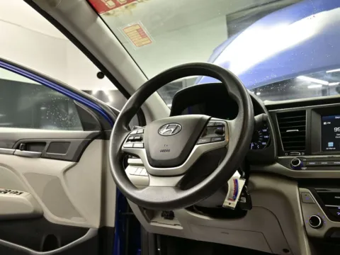 More photos of 2017 Hyundai Elantra SE at Dorsett Mitsubishi, IN