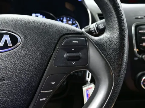 More photos of 2017 Kia Forte LX at Dorsett Mitsubishi, IN