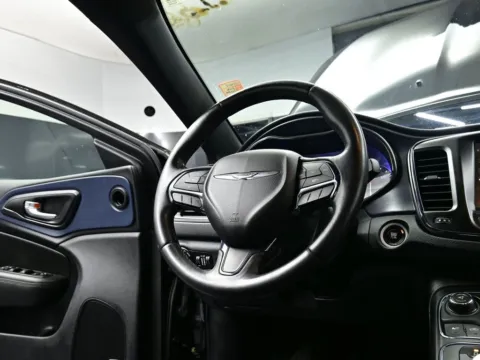 More photos of 2016 Chrysler 200 S at Dorsett Mitsubishi, IN