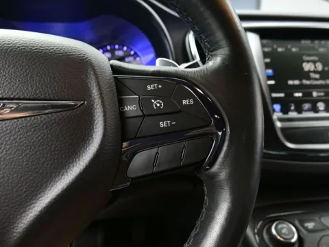 More photos of 2016 Chrysler 200 S at Dorsett Mitsubishi, IN