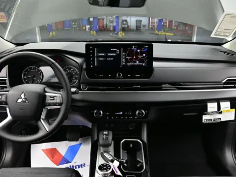 Photos of 2025 Mitsubishi Outlander SE for sale in Terre Haute, IN at Dorsett Mitsubishi