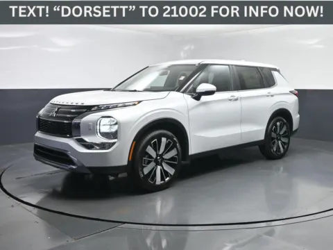 White 2025 Mitsubishi Outlander SE for sale in Terre Haute, IN