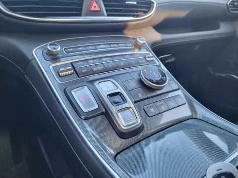 More photos of 2023 Hyundai Santa Fe Hybrid Limited at Dorsett Mitsubishi, IN