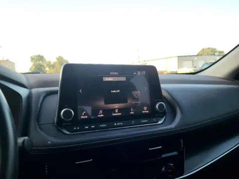 More photos of 2021 Nissan Rogue SV at Dorsett Mitsubishi, IN